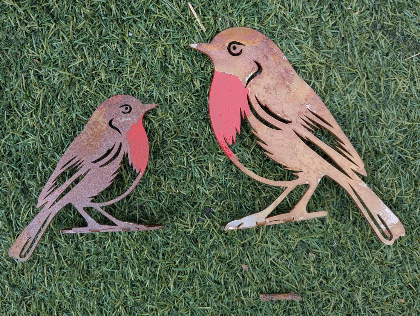 Rustic Metal Robin Fence Topper – Hand Finished Garden Wildlife Ornament