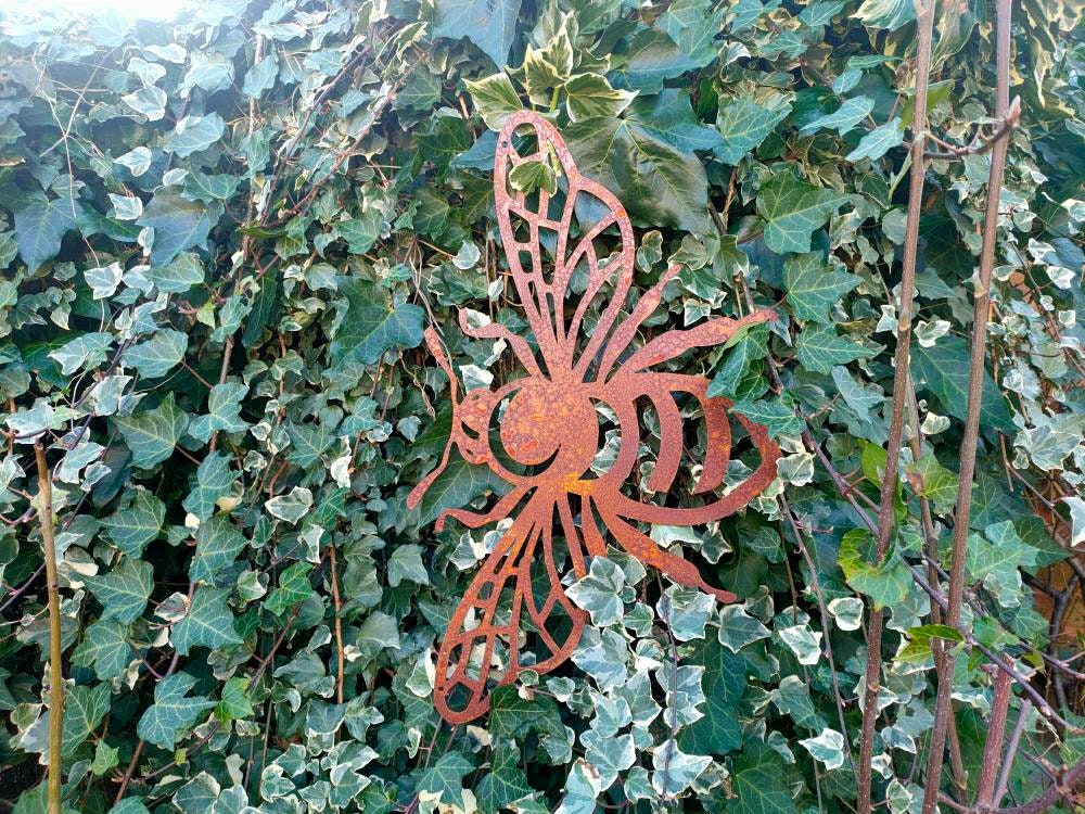 Rusty Metal Bee Garden Art | Laser Cut Honey Bee Outdoor Decor